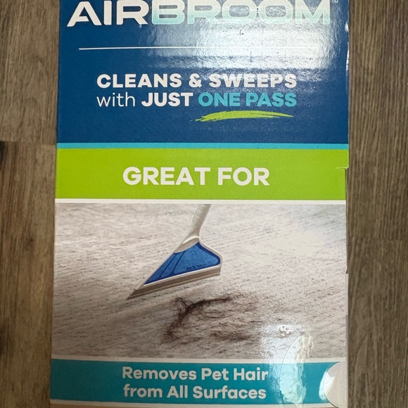 Helio Air Broom  All Surface Sweeper and Squeegee for Wet & Dry NEW - Picture 7 of 10